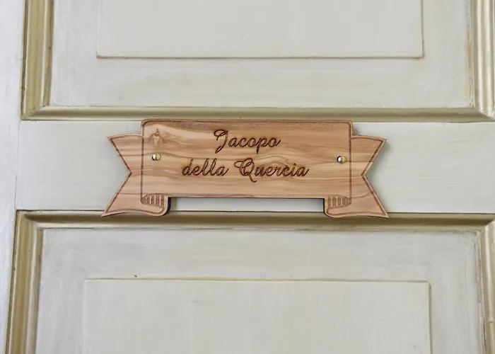 Residenza D'epoca Montanini 住宿加早餐酒店 锡耶纳